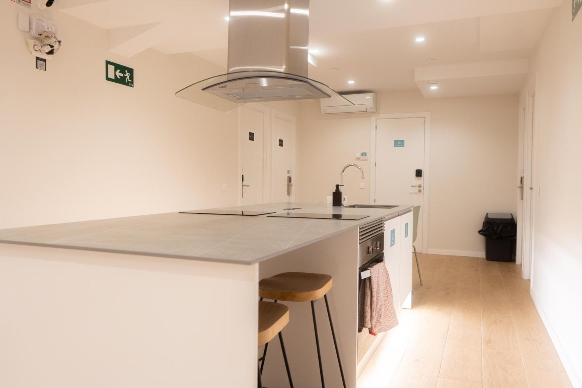 I'M Room Suites Nuevos Ministerios - Bernabeu 'Digital Access' Madrid Eksteriør billede