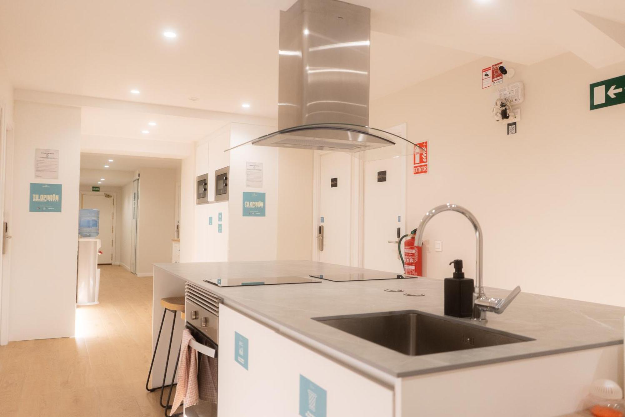 I'M Room Suites Nuevos Ministerios - Bernabeu 'Digital Access' Madrid Eksteriør billede